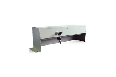 Тревожная кнопка Hikvision DS-PD1-EB-PF - Контакты реле типа NO и NC, реле 220В/300мА; DC9-16В; -30°C...+70°C; размер 333×88×145мм; металл.
